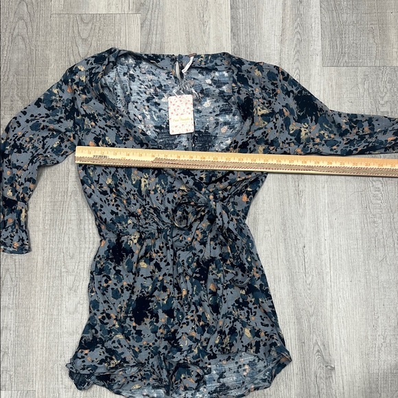 NWT Free People "All The Right Ruffles" Romper Size XS - Picture 7 of 11